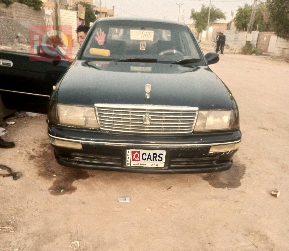 تويوتا كراون